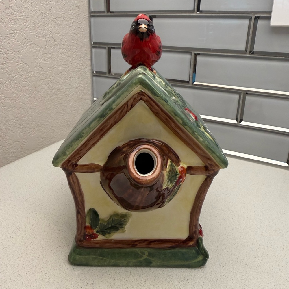 Susan Winget Winter Wonder Red Cardinal Birdhouse Teapot Ceramic - Picture 6 of 15